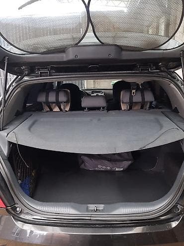 Nissan Almera: 2004 г., 1.5 л, Механика, Бензин, Хэтчбэк — 7