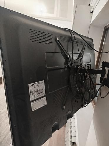 вешать телевизор: Телевизор Samsung Plasma Display PS43E400 (модель PS43E400U1W) - — 4