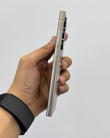 камерофон: Samsung Galaxy S24 Ultra, Б/у, 512 ГБ, цвет - Серый, В рассрочку, 1 SIM, eSIM — 5