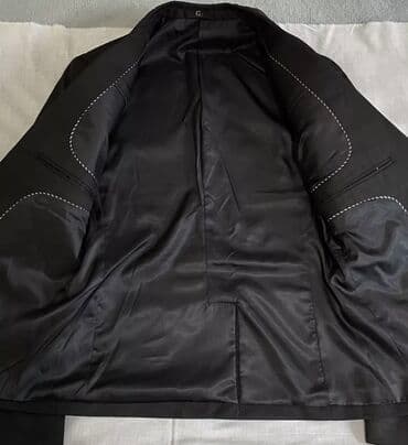 пиджак мужского кроя: Пиджак мужской 
В черном цвете 
Размер S — 5