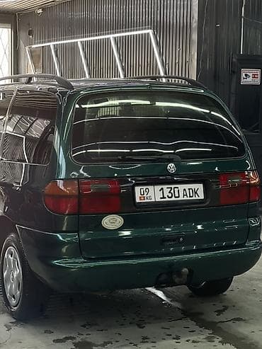 дн 8 салон: Volkswagen Sharan: 1996 г., 1.8 л, Механика, Бензин, Минивэн — 5