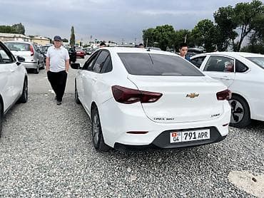 шваралет авио: Chevrolet Onix: 2021 г., 1 л, Автомат, Бензин, Седан — 8