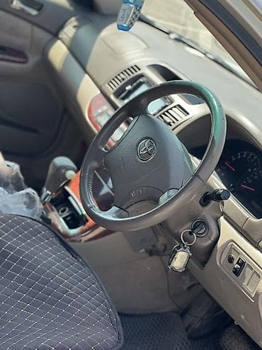 Toyota Camry: 2004 г., 2.4 л, Бензин, Седан — 7