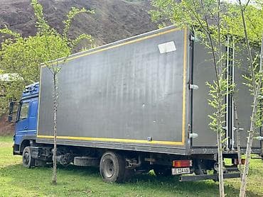 shkoda rapid: Грузовик, Mercedes-Benz — 4