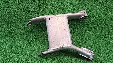 e39 540: Поперечный нижний BMW 2004 г., Б/у, Оригинал, Германия — 3