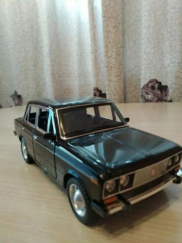 турецкая модель платья: Копия данной модельки. Масштаб 1/24. Новая. Имеется упаковочная — 3