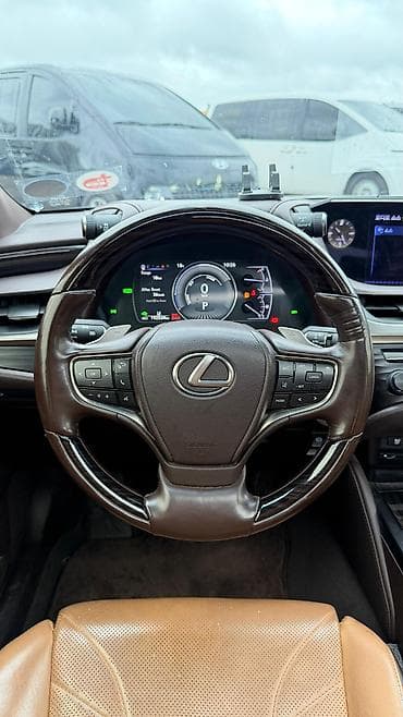 ключ форд: Lexus ES: 2019 г., 2.5 л, Автомат, Бензин, Седан — 8
