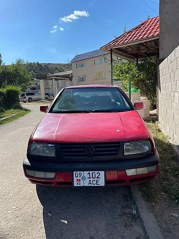 авто кж: Volkswagen Vento: 1992 г., 1.8 л, Механика, Бензин, Седан — 7