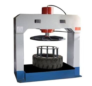 оборудование для шиномонтажа: Шиномонтаж погрузчика опрессовка цельнолитых шин, прессовка шин Таких — 1