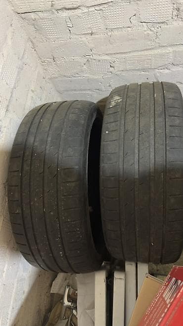 сырой резина: Пара летних шин 275/40 ZR22 107Y (XL) - Размер: 275/40 R22 - Индекс — 3