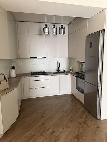 Эмерек: Прихожая и встроенные шкафы на заказ - Современный комплект мебели — 6