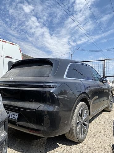 помошь: Lixiang L6: 2025 г., 0.1 л, Автомат, Гибрид, Кроссовер — 4