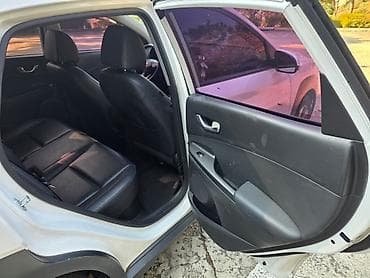 мерседес бенц с: Hyundai Kona: 2021 г., 1.6 л, Автомат, Гибрид, Кроссовер — 3