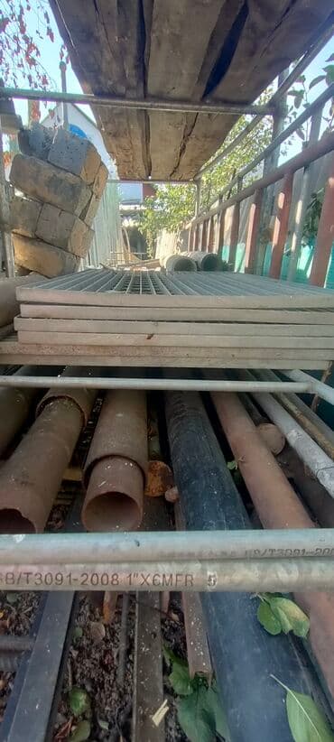 пол б у: Продаю напольные решетки заводские ( оцинкованная). размеры : 100*80м — 4