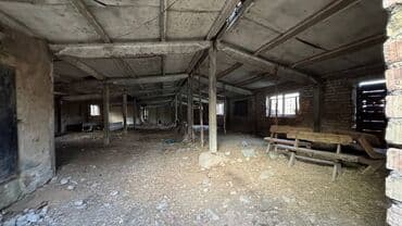 продажа дома в токмаке: Сдаю в аренду производственное помещение или кошару 280 м2., без — 1