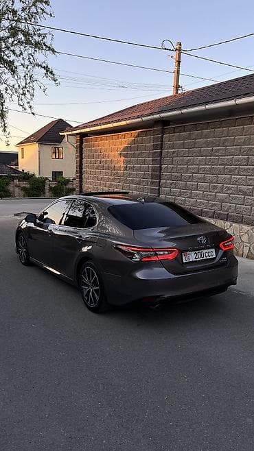 Продажа авто: Toyota Camry: 2021 г., 2.5 л, Автомат, Гибрид, Седан — 4