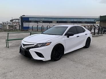 срочно продается авто: Toyota Camry: 2018 г. — 1
