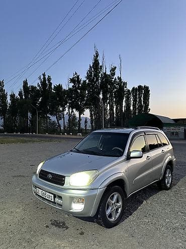 Toyota RAV4: 2003 г., 2 л, Автомат, Бензин, Кроссовер — 3