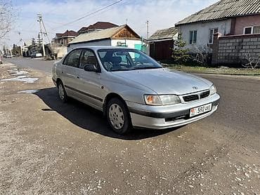 Toyota Carina E: 1997 г., 1.6 л, Механика, Бензин, Седан