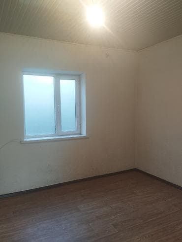 тез арада: Квартира берилет. баасы 7000мин.2комната.ичинде муздак суу бар — 5