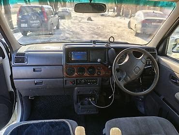 хонда серби 1: Honda Stepwgn: 2000 г., Минивэн — 2