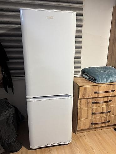 daf 75: Холодильник Двухкамерный — 4