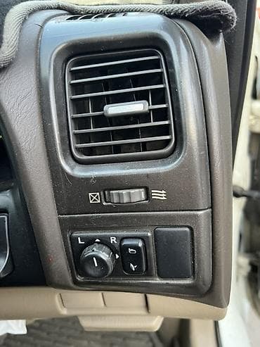 значок ниссан: Nissan Cefiro: 1999 г., 2.5 л, Автомат, Бензин, Седан — 10