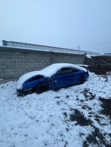 авто 2010: Автомобиль купе синего цвета матор коробка фит 1,5жаны койулган занк — 2