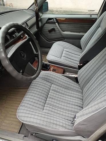 флагман мерс: Mercedes-Benz W124: 1990 г., 2.3 л, Механика, Бензин, Седан — 10