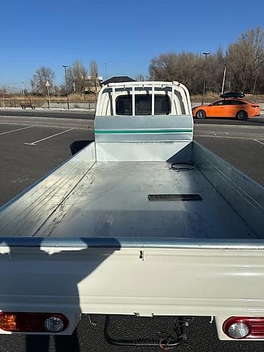 Hyundai Porter II — малотоннажный бортовой грузовик. Кузов и