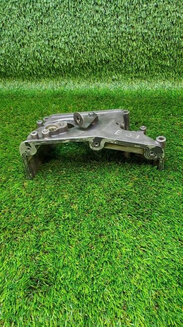 m62b44: Крышка распредвала Bmw X5 E53 M62B44 2002 ​ Марка: BMW Модель: X5 Год — 2