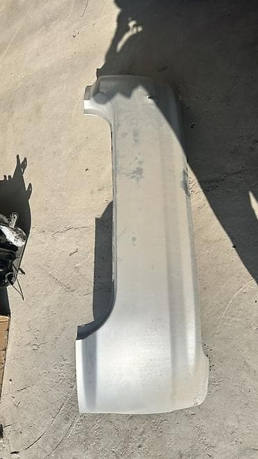 jac refine: Бампер Toyota, Б/у, Оригинал — 1