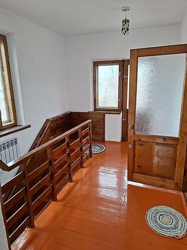 загородный дом с бассейном: Сатылат жаны ремонт 2 этаж . 11 сотых 28.5х36 — 1