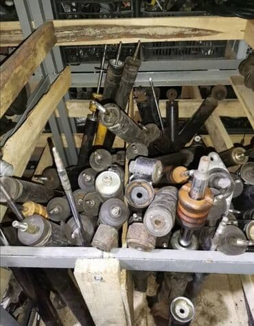 голф4: Передняя пружина амортизатора, Комплект амортизаторов Mercedes-Benz Б/у, Оригинал, Германия — 1