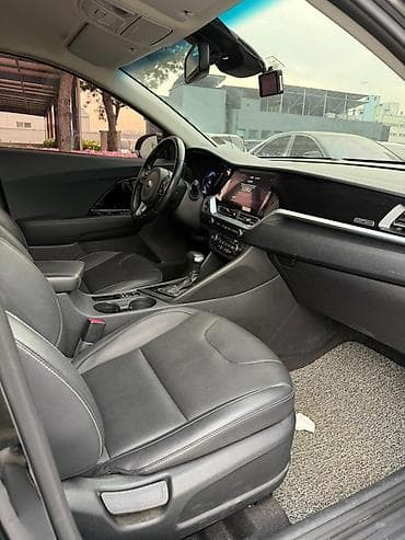 ким к3: Kia Niro: 2021 г., 1.6 л, Гибрид, Кроссовер — 7