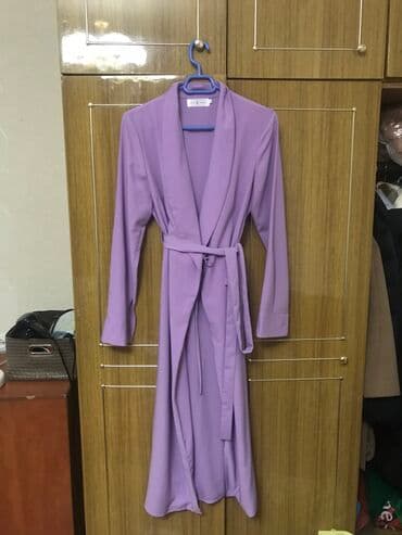 одежда оптом дордой: Платье на запах, размер 44, одевала один раз, дизайнерская покупала в — 1