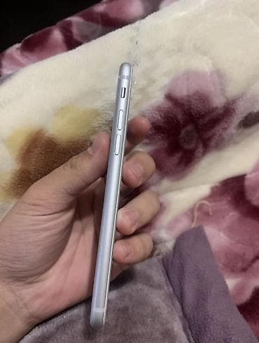 IPhone 8, 64 ГБ, Ак — 2