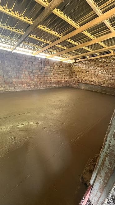 продаю паркинг: Сдаю складские помещения в городе Кара-Балта по трассе Кара-Балта / — 2