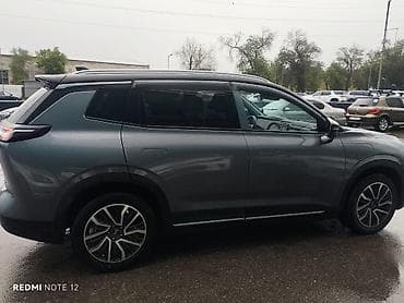 byd e3: Weltmeister W6, 2022 г., 130000 км, Передний, В наличии — 4