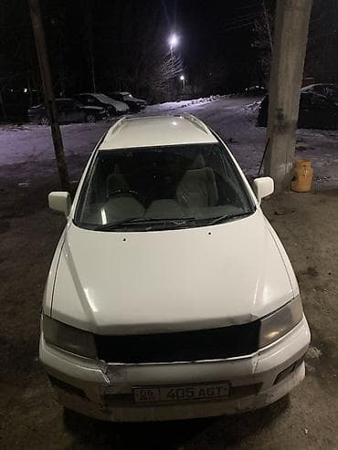 Mitsubishi Chariot: 1998 г., 2.4 л, Автомат, Универсал