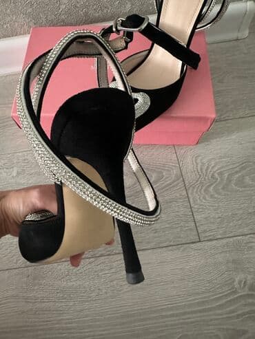 Оксфорды: Продам очень удобные красивые туфли . Натур.замша. Кожа. Отдам — 3