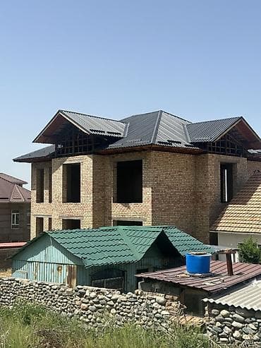район ауца: 🏡 Продается трехуровневый добротный особняк! 📍 Расположение: Ауца — 1