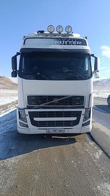 тракторы эксковатор: Тягач, Volvo, Трал — 4