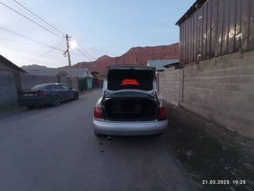 где можно купить машину без первоначального взноса: Audi A4: 1994 г., 1.6 л, Механика, Бензин, Седан — 7