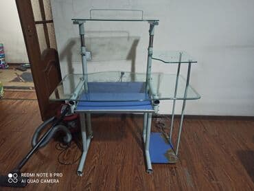 стеклянные компьютерные столы: Продам компьютерный столик металический каркас стеклянный стол и — 1