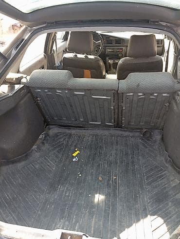 мерс дизель унверсал: Mazda 626: 1990 г., 2 л, Механика, Бензин, Седан — 5