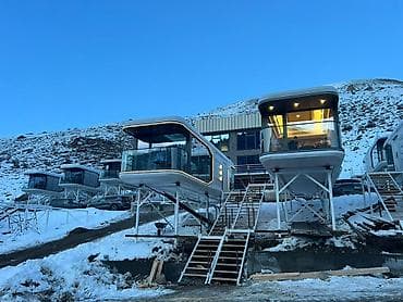 мобилный домик: 🏔✨ Модульный дом-капсула 38м2 в Горнолыжке Каракола📍 💵 Стабильный — 2