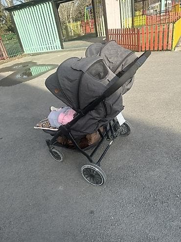 Коляски: Детская прогулочная коляска для двойни серый меланж. Основные — 2