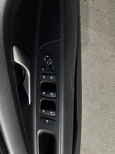 часы диски: Hyundai Avante: 2021 г., 1.6 л, Автомат, Газ, Седан — 7