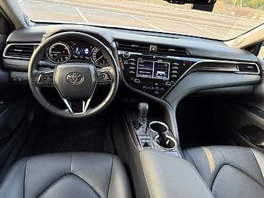 чехол на камри 30: Toyota Camry: 2018 г., 2.5 л, Вариатор, Гибрид, Седан — 8